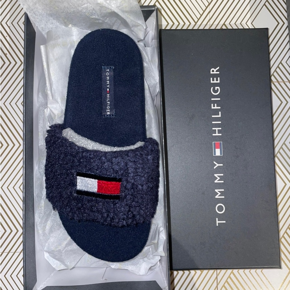 🆕 | Tommy Hilfiger | Kids Cozy Slides | Size 13 (Little Girl)